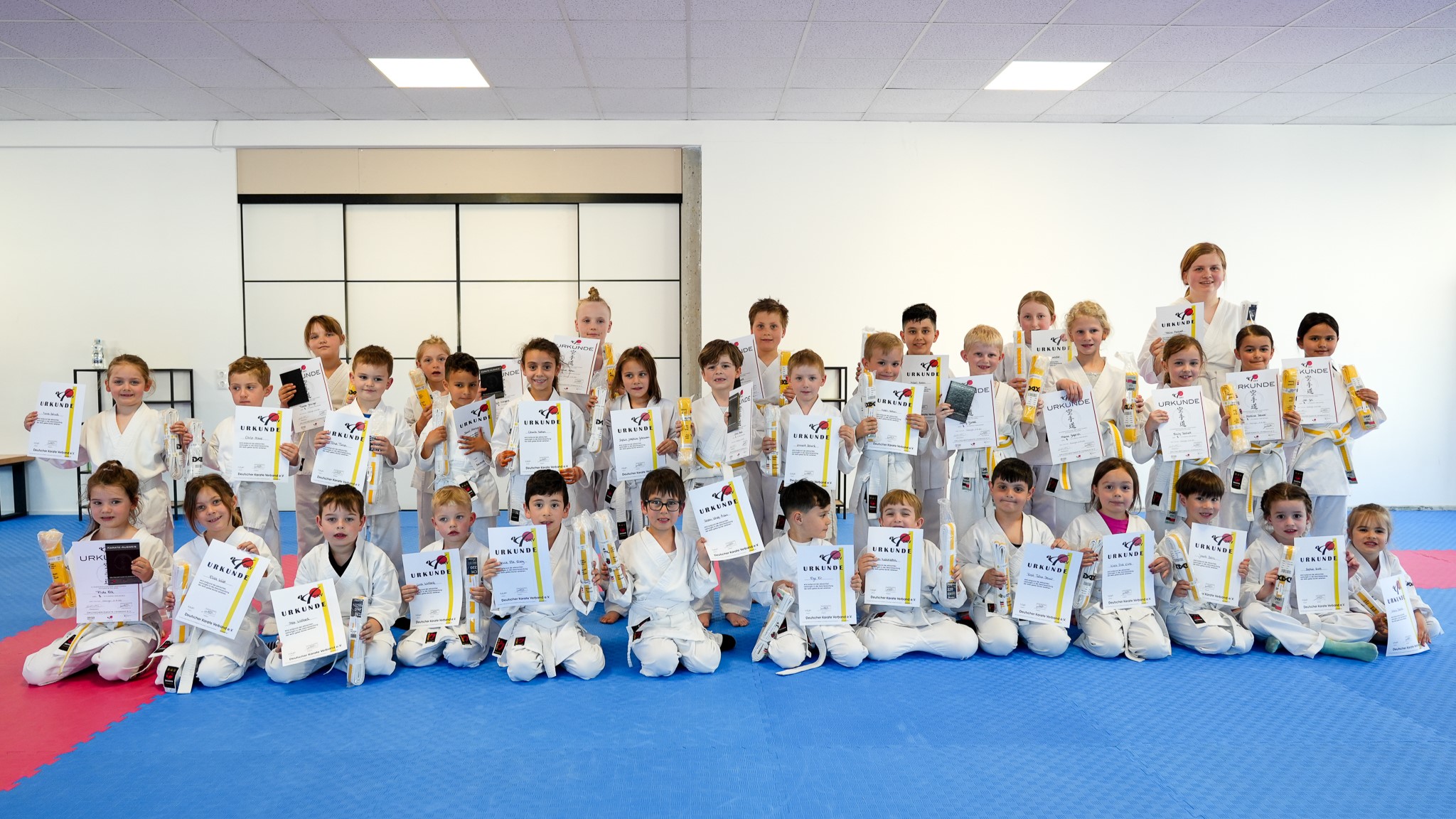 Mehr über den Artikel erfahren Viele neue Gürtelfarben im SV Unsu Karate e.V.